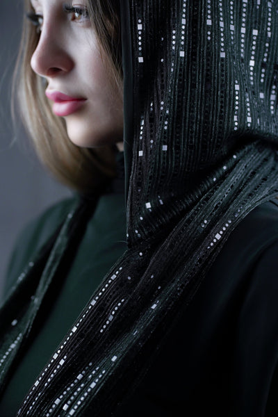 Sparkling Headscarf with long strings - black