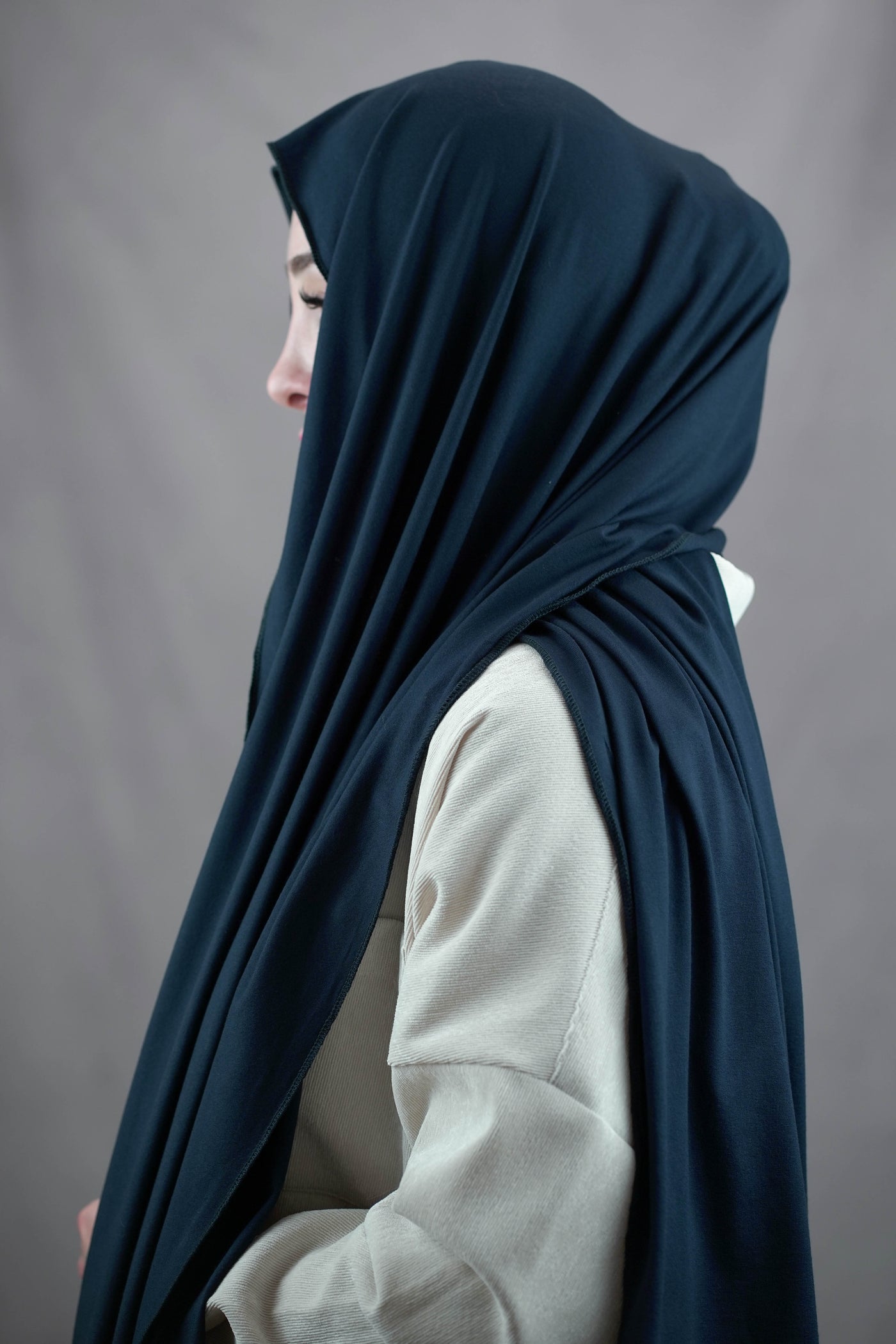 Ultra-soft Jersey Hijab - navyblue