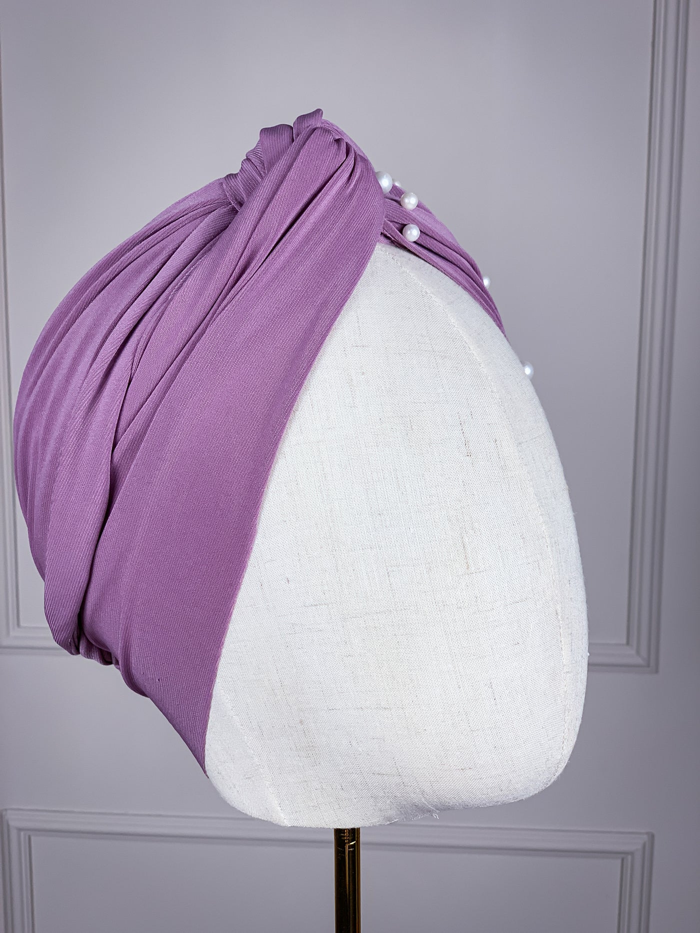 Multifunctional headwrap with white pearls - lilac