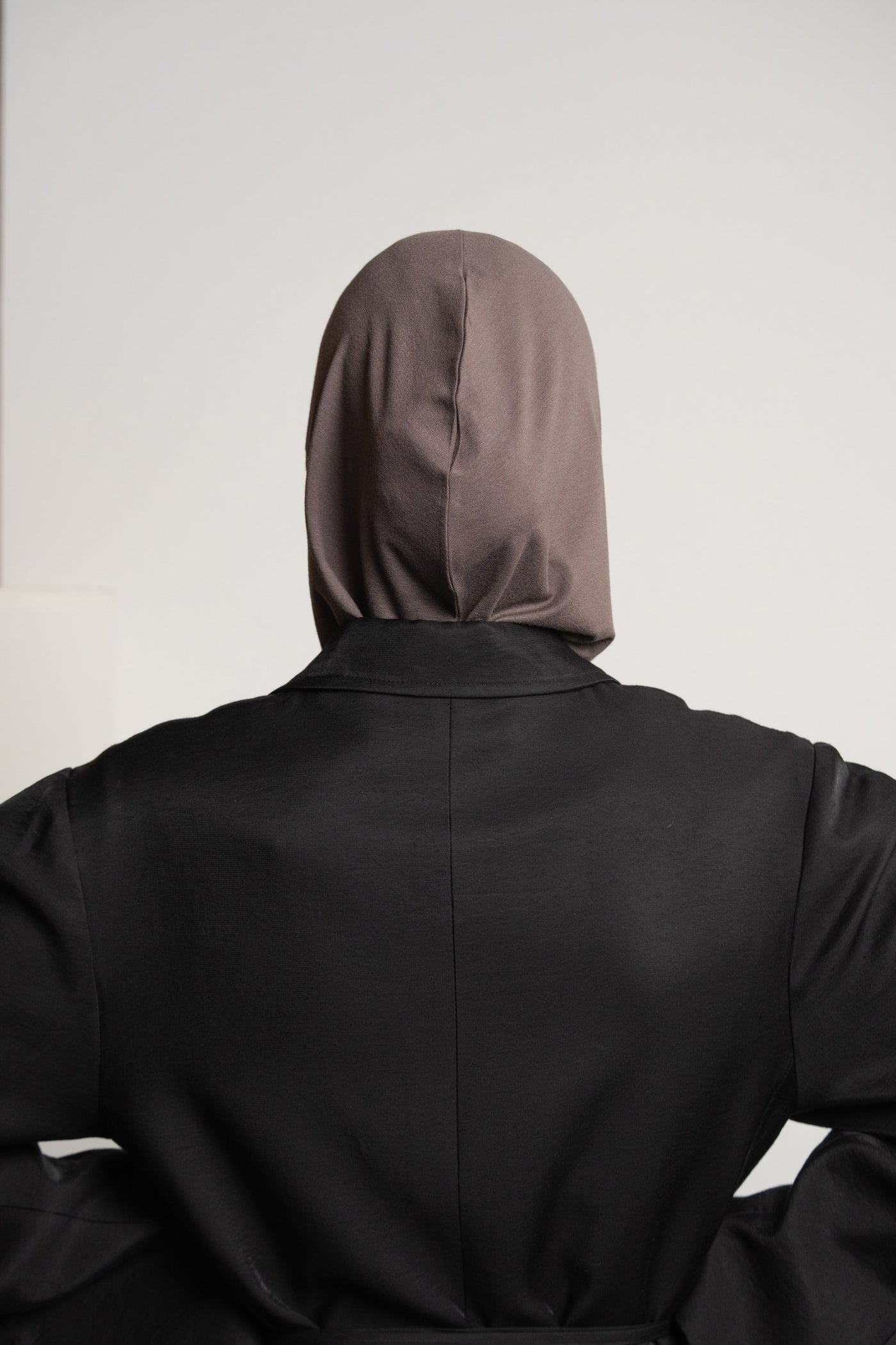 Hijab mit Reißverschluss – dunkelgrau