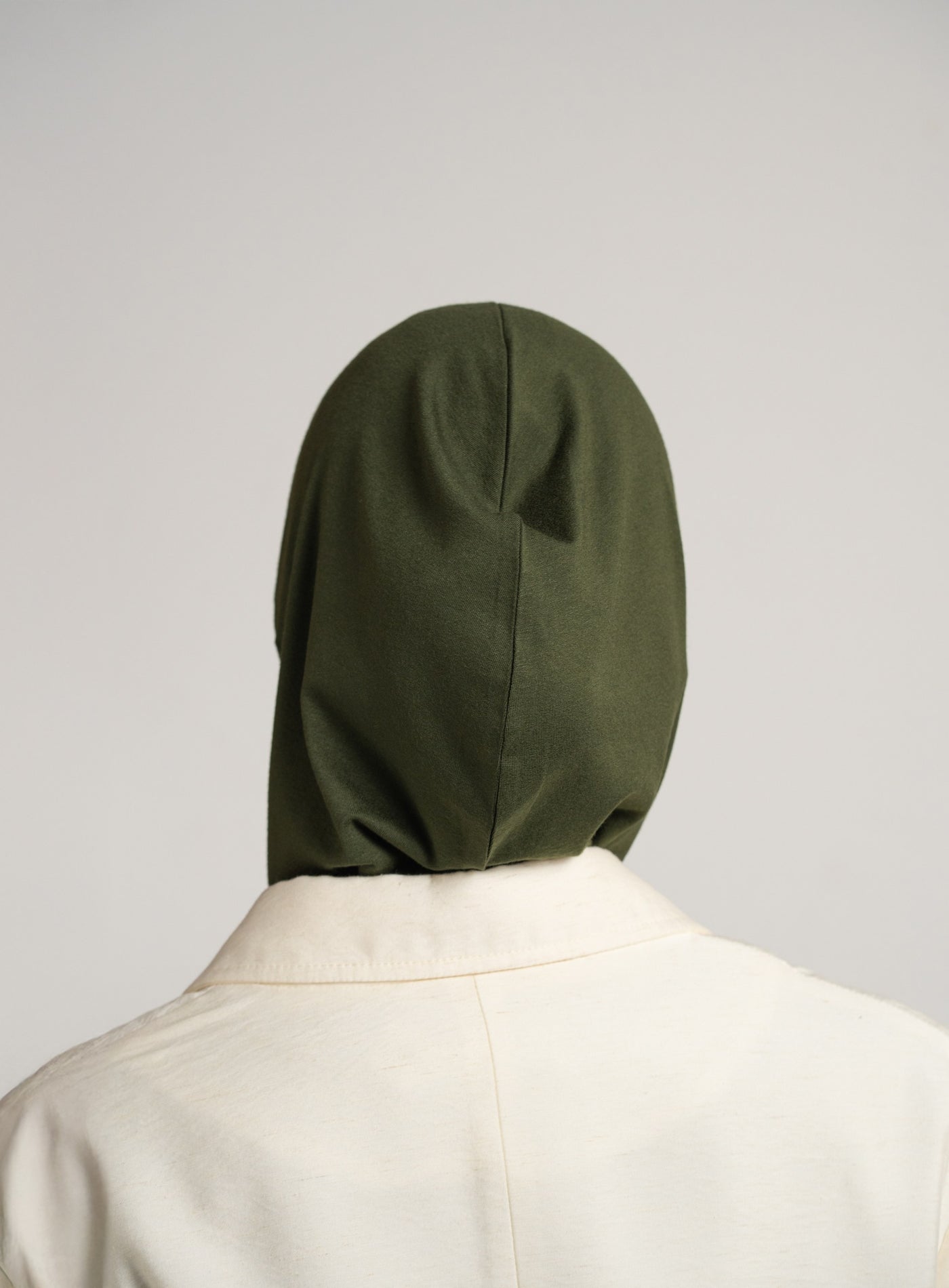 Hijab mit Reißverschluss – armeegrün