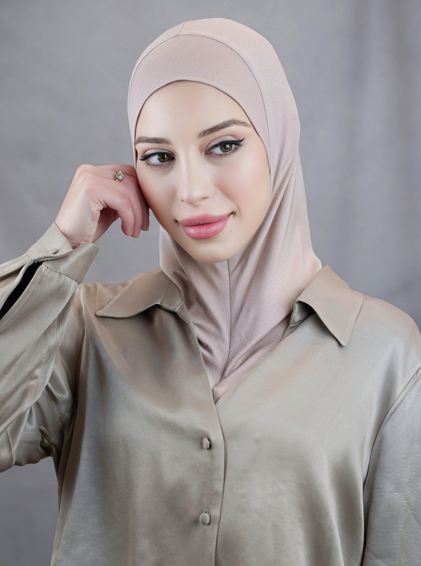 Hijab mit Reißverschluss - hellrosa-beige
