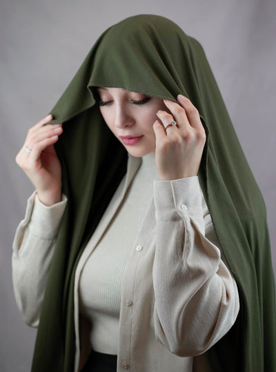 Ultraweicher Jersey-Hijab – Armeegrün